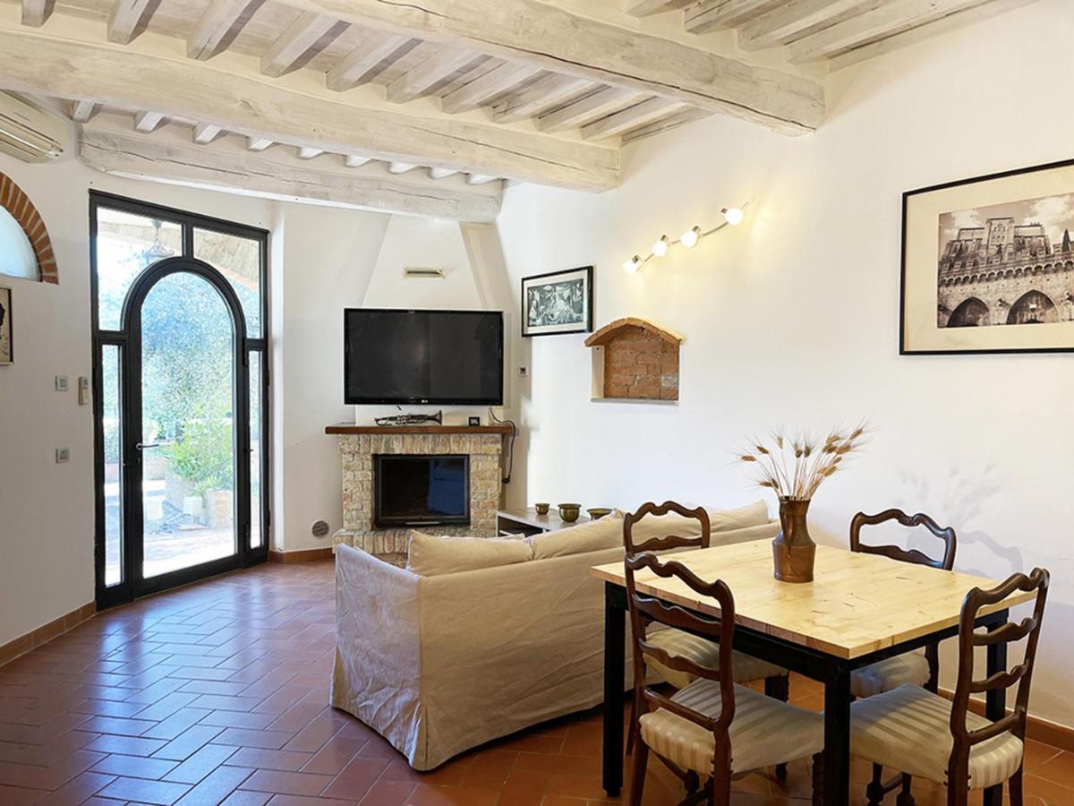 Appartamento Con Piscina E Giardino A Siena Exterior photo