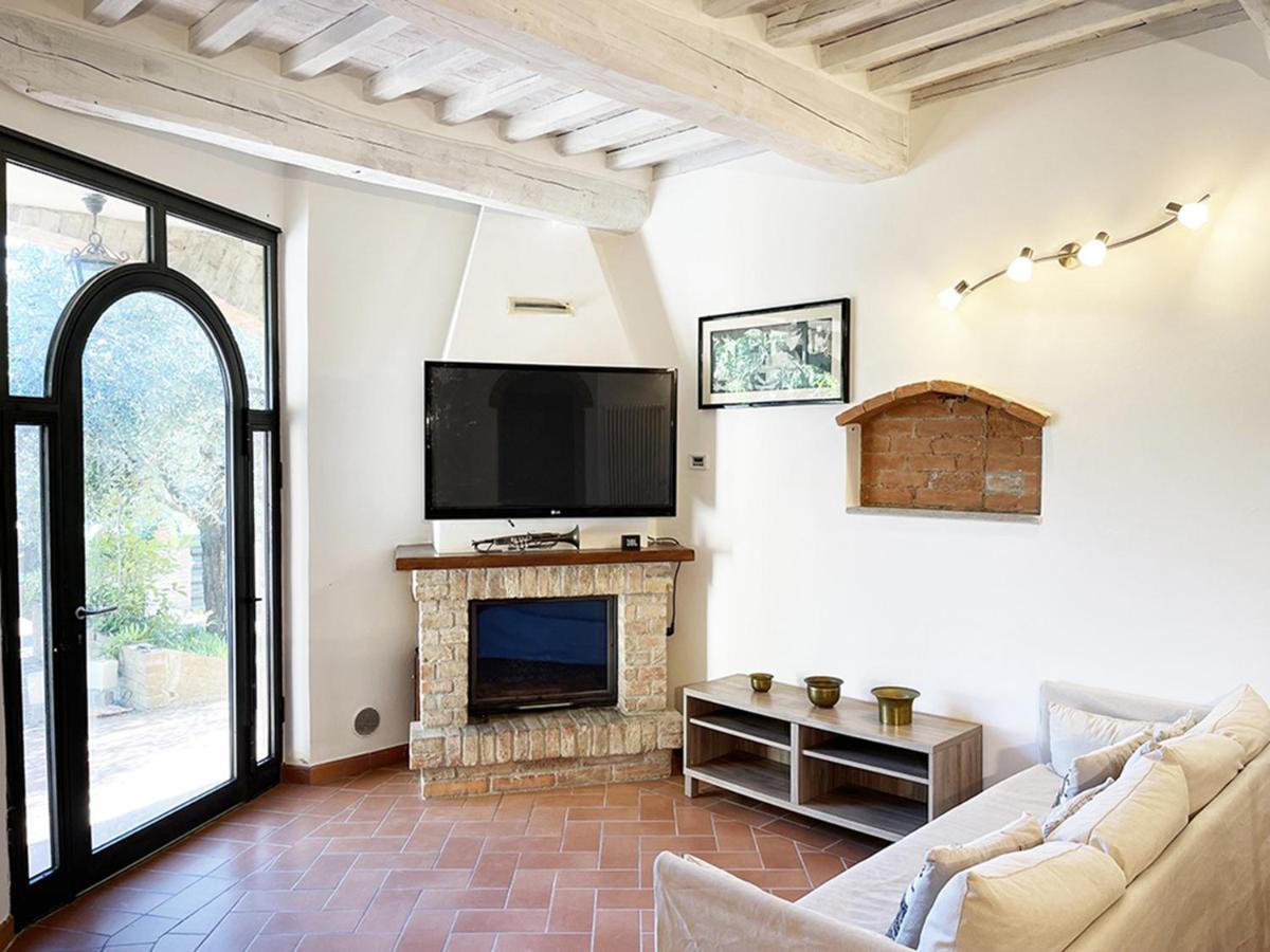 Appartamento Con Piscina E Giardino A Siena Exterior photo